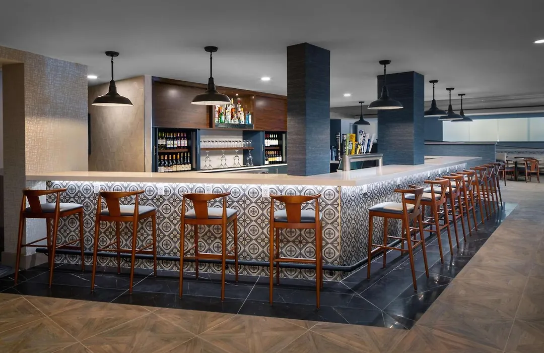 Doubletree By Hilton Ann Arbor, Mi-1